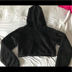 FUZZY SOFT CROPPED HOODIE